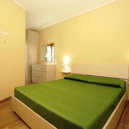 Re Sole Case Vacanze - Esclusivo Attico M A R T E Con Spaziosissima Terrazza Solarium Attrezzata 아볼라 외부 사진