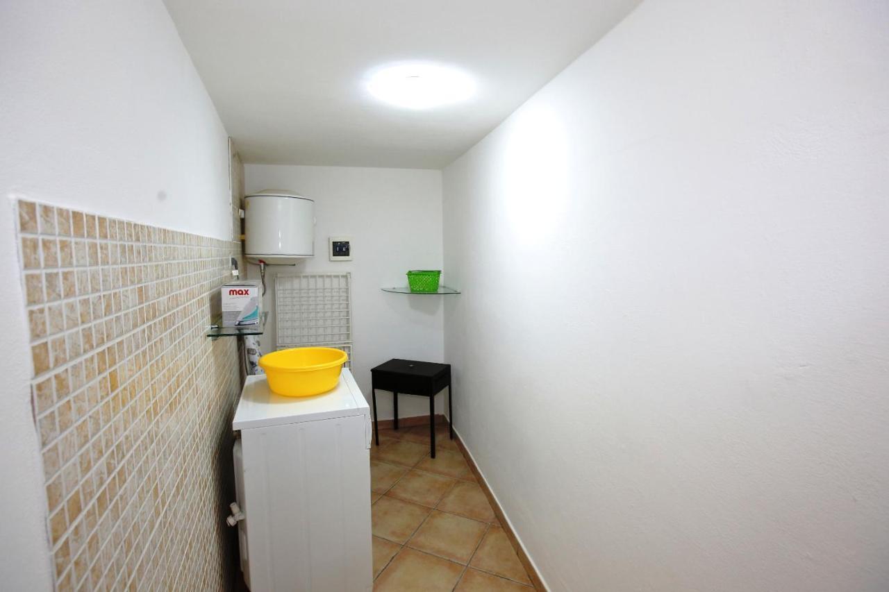 Re Sole Case Vacanze - Esclusivo Attico M A R T E Con Spaziosissima Terrazza Solarium Attrezzata 아볼라 외부 사진