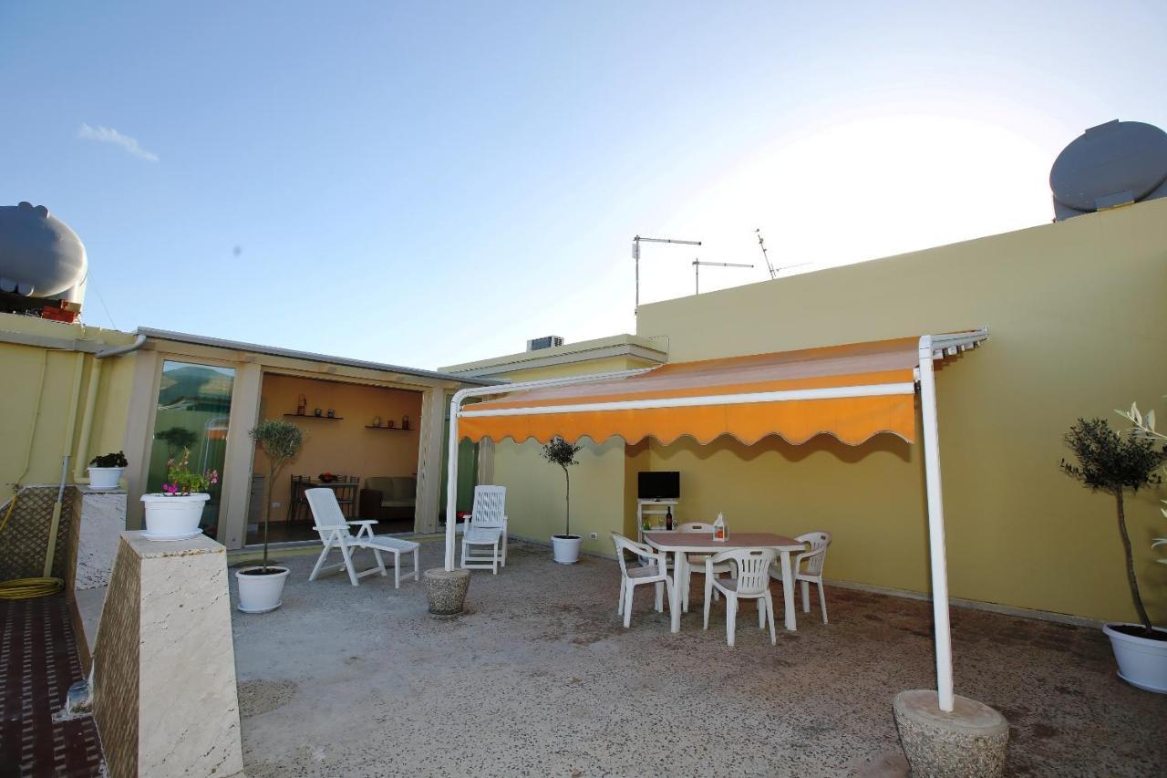 Re Sole Case Vacanze - Esclusivo Attico M A R T E Con Spaziosissima Terrazza Solarium Attrezzata 아볼라 외부 사진